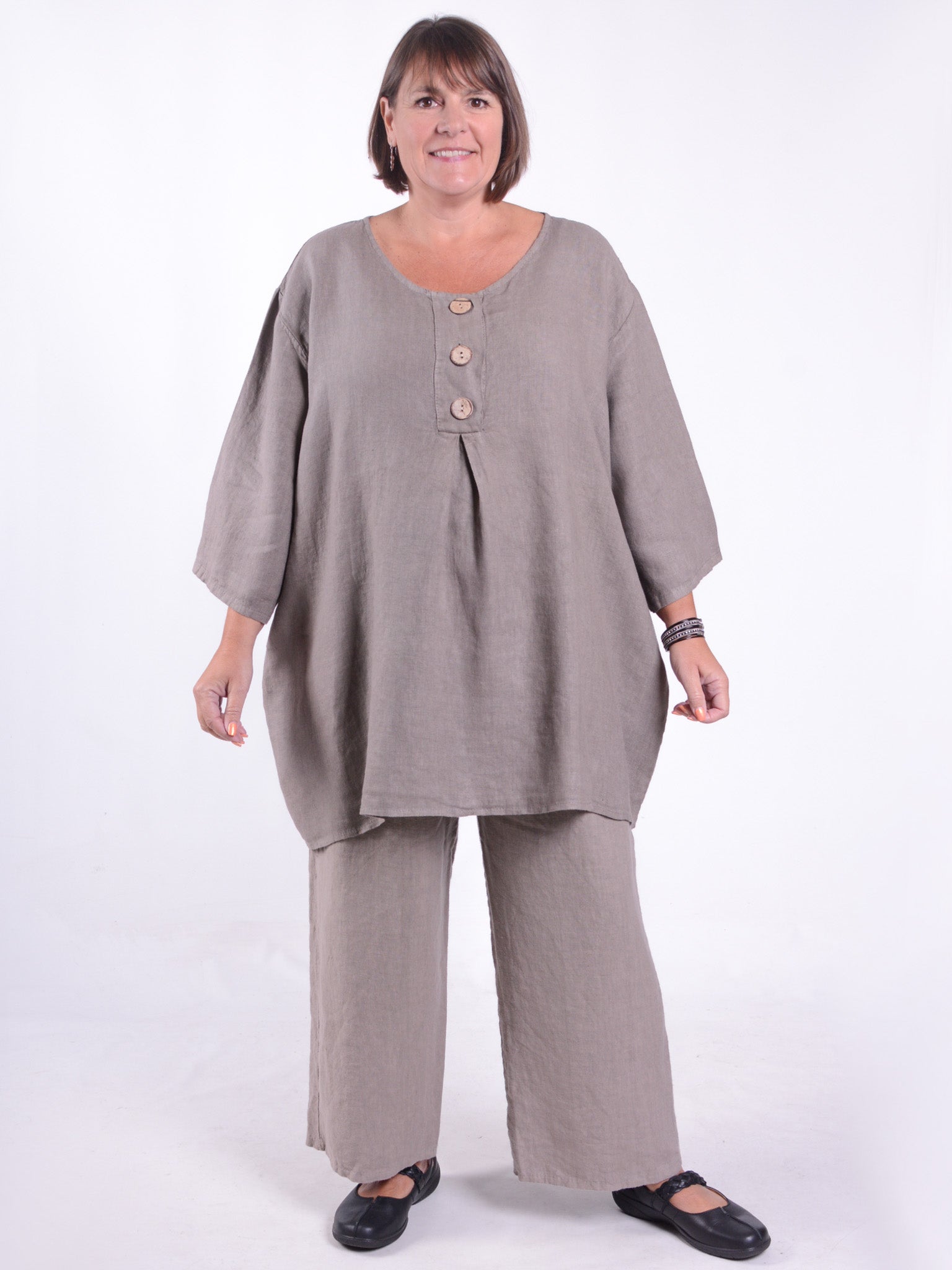 Lagenlook Linen Button Tunic - 12551, , Pure Plus Clothing, Lagenlook Clothing, Plus Size Fashion, Over 50 Fashion