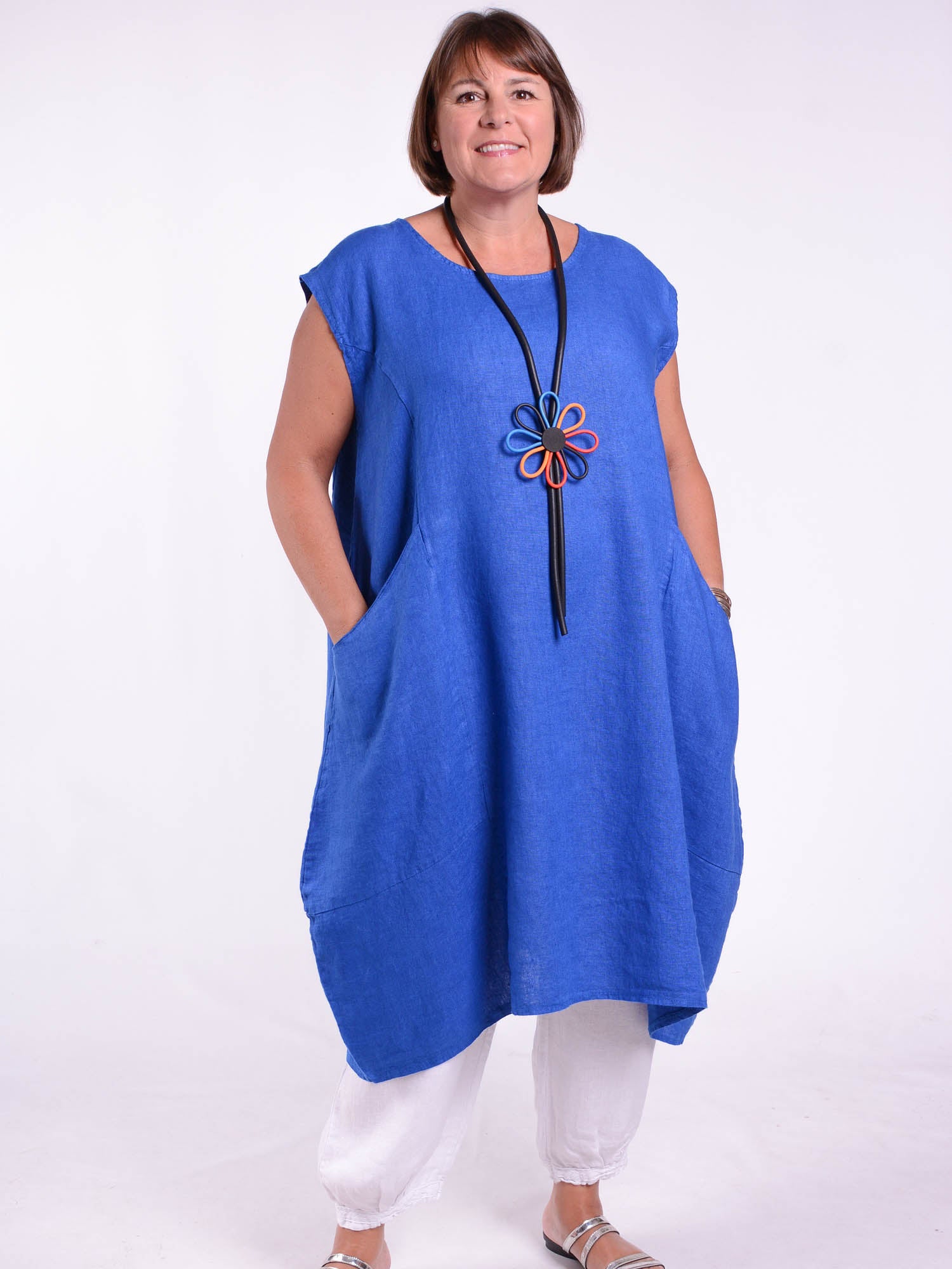 Lagenlook Plus Size Linen Cap Sleeve Dress with Deep Pockets - 9450 Linen, Dresses, Pure Plus Clothing, Lagenlook Clothing, Plus Size Fashion, Over 50 Fashion